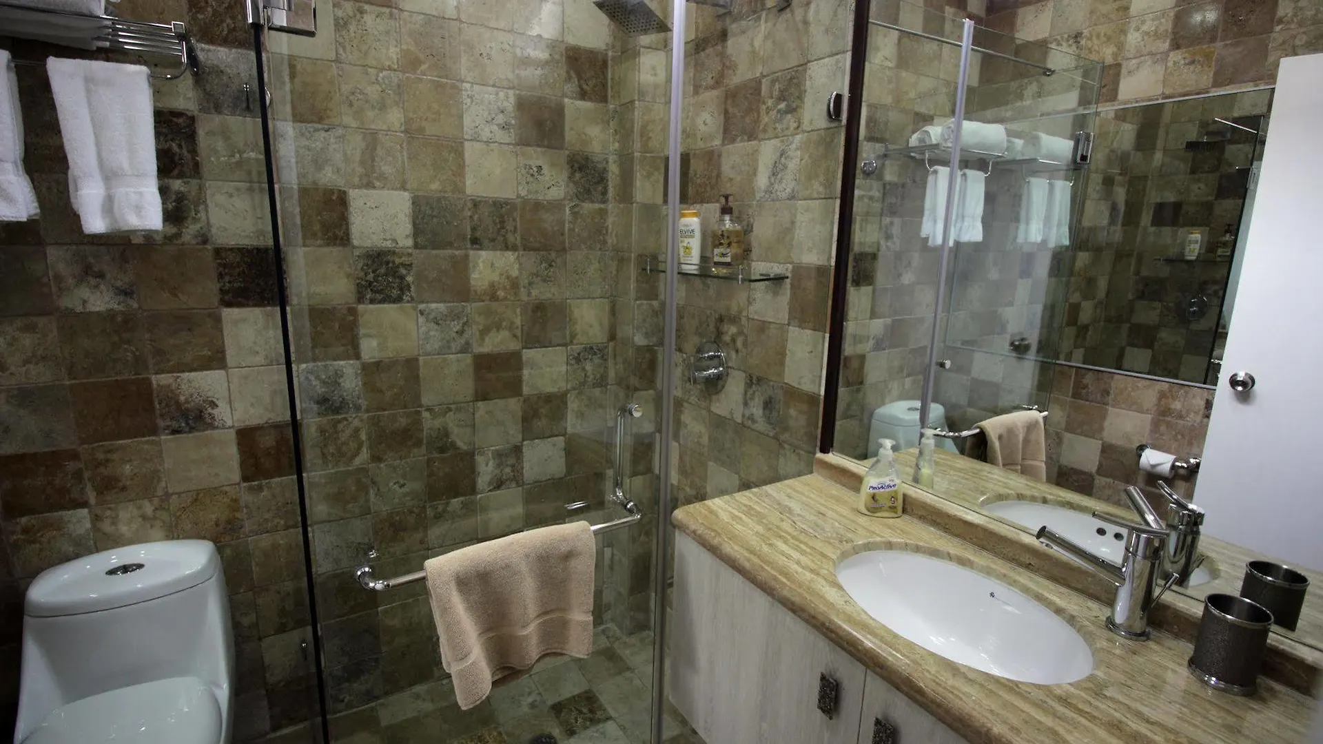 ****  Cedros Inn Boutique Hotel Guayaquil Ecuador